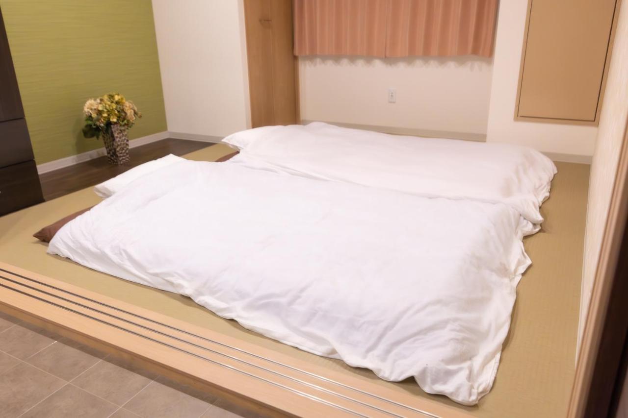 マンションかわた Apartamento Osaca Exterior foto