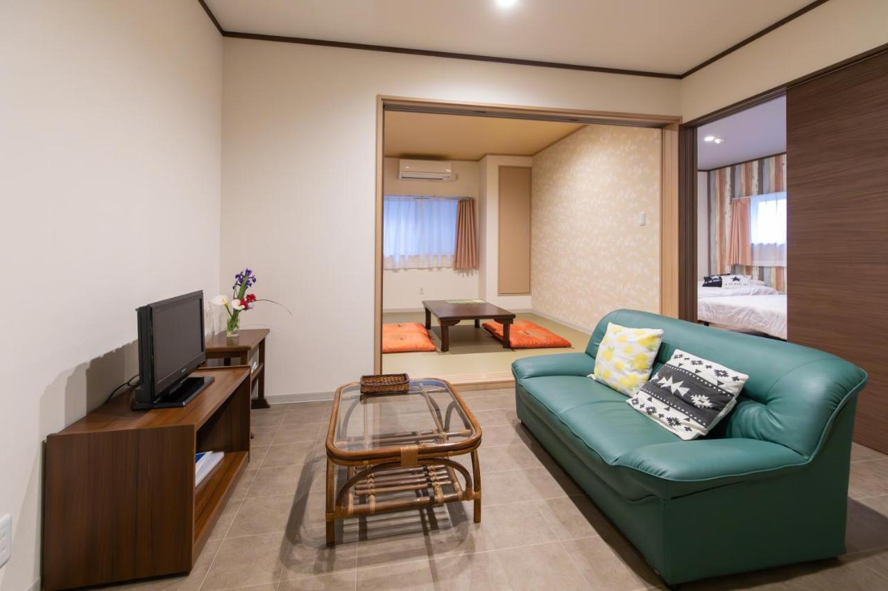 マンションかわた Apartamento Osaca Exterior foto